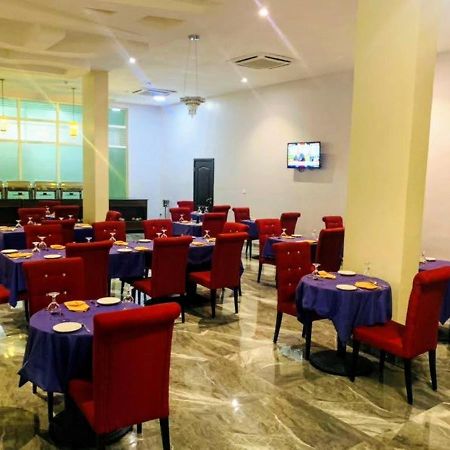 Swiss International Beland Hotel Owerri Exteriör bild